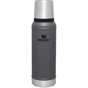 Stanley Classic Legendary Vacuum Insulated Bottle | 1.0 QT Charcoal | BQL190738