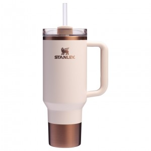 Stanley The Holiday Quencher H2.0 FlowState™ Tumbler | 40 OZ Gilded Sugar | PAV351980