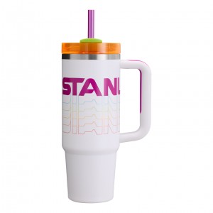 Stanley The Reverb Quencher H2.0 FlowState™ Tumbler | 30 oz Frost Reverb | VKO487635